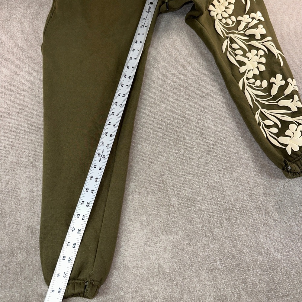 Sterlina Apparel Olive Green Floral Puff Print Fleece Joggers Sweatpants Medium - Picture 3 of 6